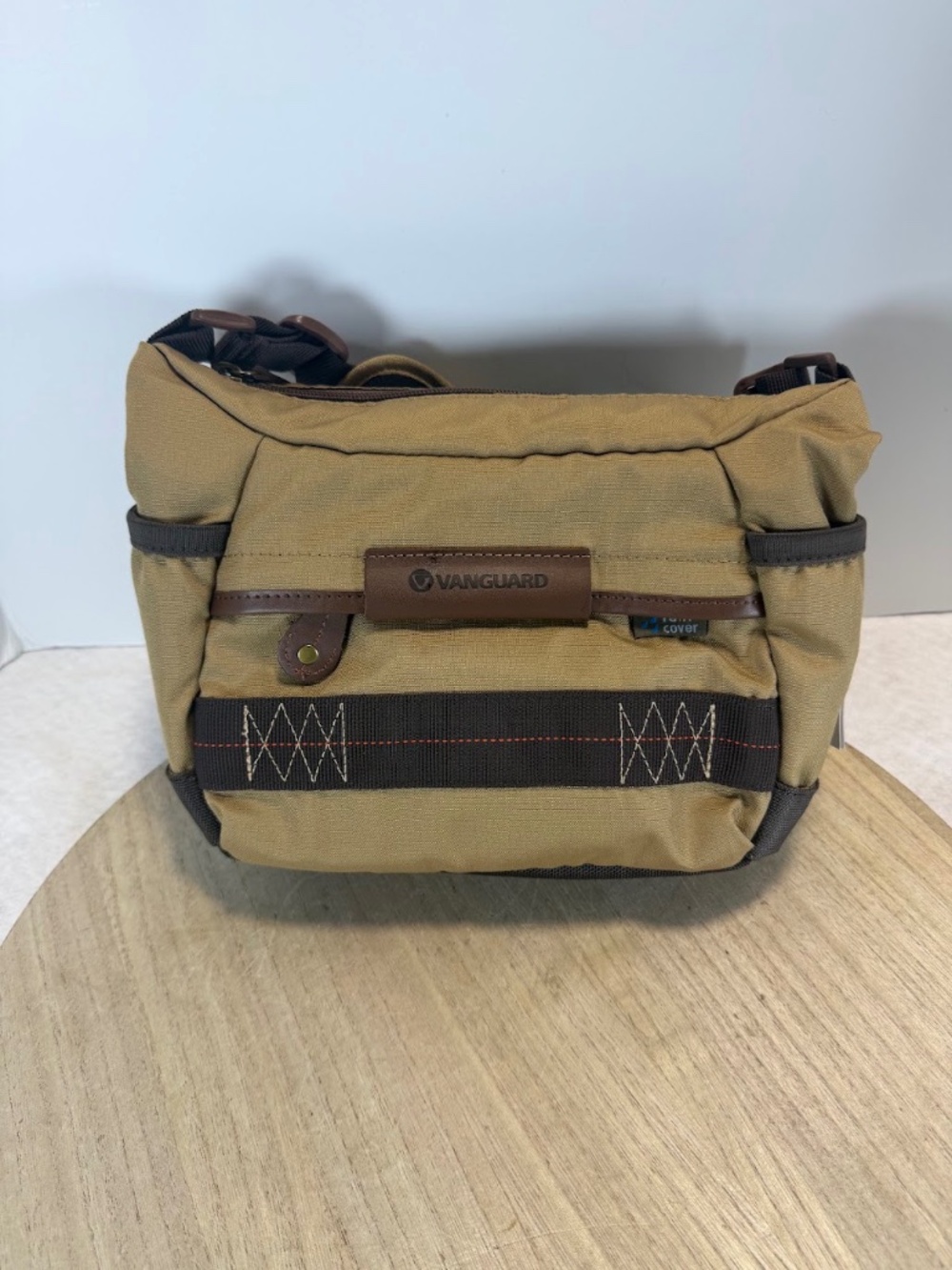 Vanguard Havana 21 Camera Shoulder Bag Khaki Brown DSLR Mirrorless NWT Rain Cove